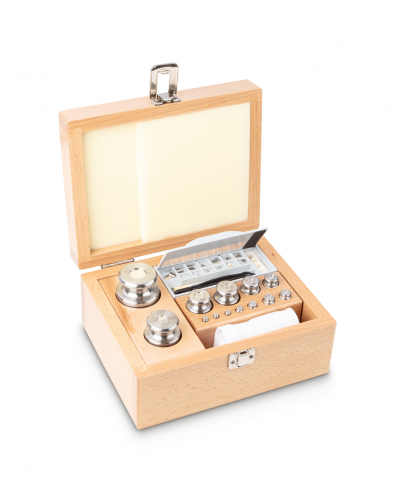 Svarelių rinkinys KERN, F2 klasė, medinėje dėžėje