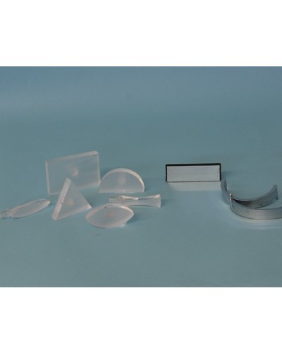 Šviesos dėžė ir optinis rinkinys