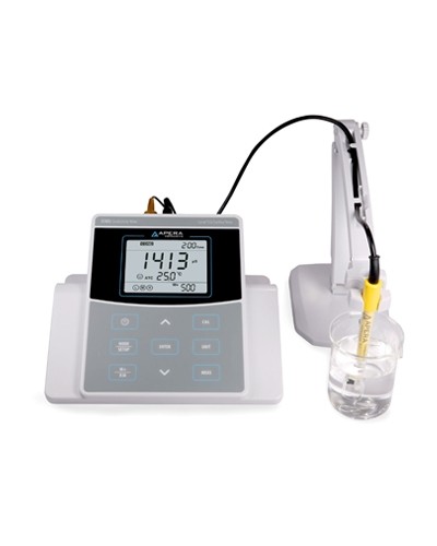 Stalinis laidumo matuoklis 820